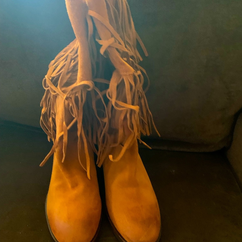 NWOT Lucky Brand boots with tassels